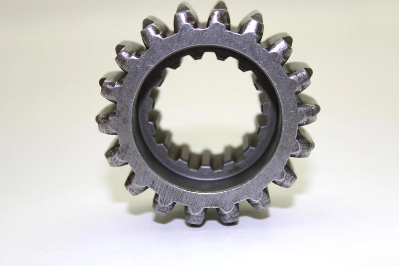 Polaris OEM 18T Transmission Input Gear 3231523 Q105