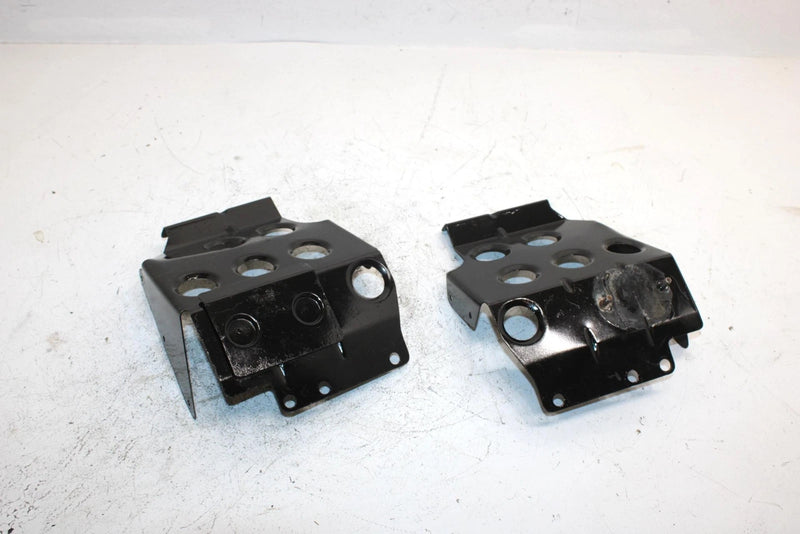 81 Yamaha Enticer 250 Et250e Oem Black Footrest Set 8G5-21910-01-00 SY6