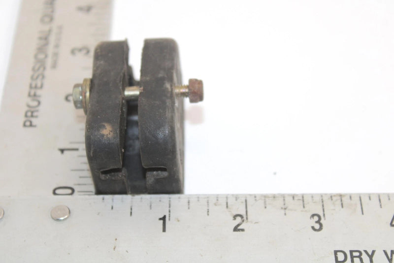 Ski-doo Oem Rear Suspension Rail Bumper With Bolts Set of 4 570063000 Q4749