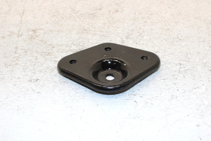 1991 Yamaha Exciter Ii 570 Liquid Oem Skid Mount Bracket 8AB-47425-00-00 SY24