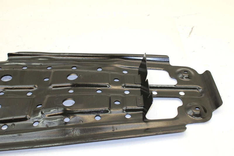 1988 Suzuki Quadrunner 250 Oem Center Skid Plate 42560-19B03 AS18