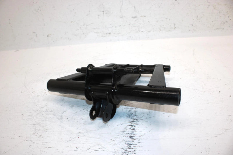 1994 Yamaha Vmax 600 Oem Rear Torque Arm 8AV-47332-01-00 SY25