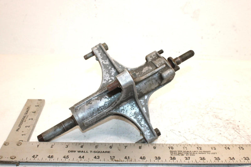 1983 Honda Atc 250 Ra All Terrain Oem Front Wheel Hub 44610-965-010ZA AH62