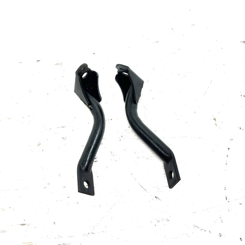 1996 Yamaha Warrior 350 OEM Rear Fender Stay Set 1UY-21614-00-00 AY60