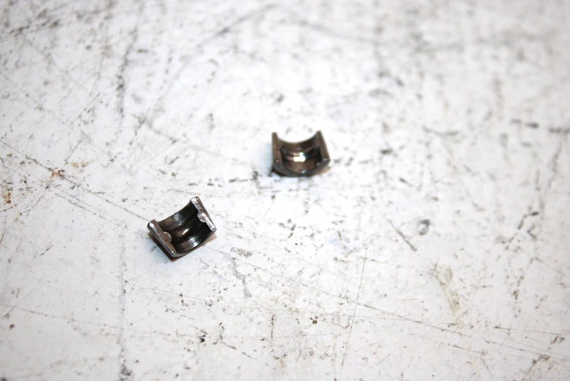 2006 Polaris Predator 500 Oem Valve Collet (Set) 3084908 AP63