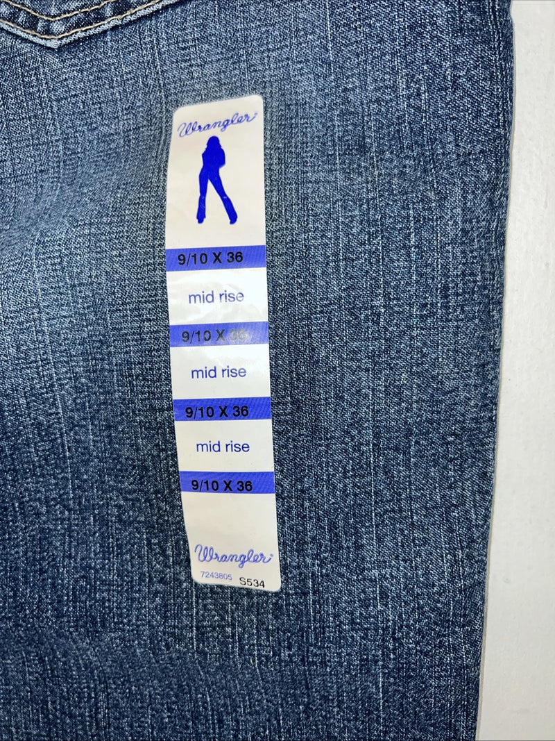 New Women’s Wrangler Mid Rise Denim Jeans. 9/10x36 L-12