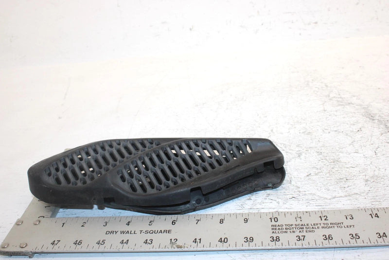 2002 Ski-doo Mxz 700 Oem Lower Hood Vent Set 517302034 517302036 SS20