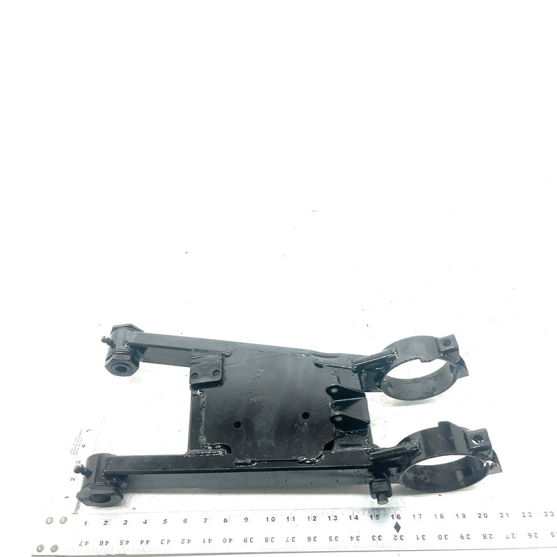 99-00 Polaris Xplorer 400 OEM Rear Swingarm  1541583 AP240