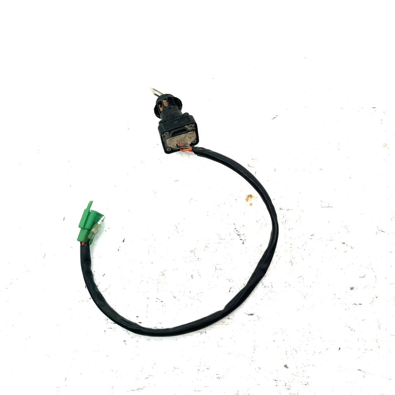 89-01 Suzuki Quadrunner 160 OEM Ignition Key Switch 37110-02C01 AS32