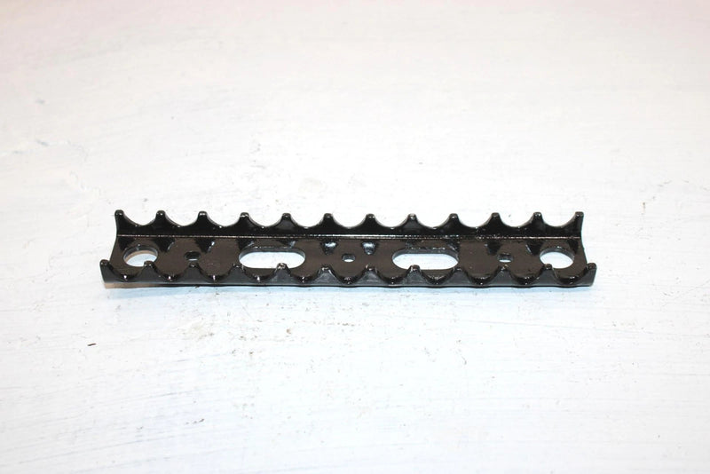 2000 Polaris Trail Boss Oem Footrest  Cleat Pair 5242525-067 AP171