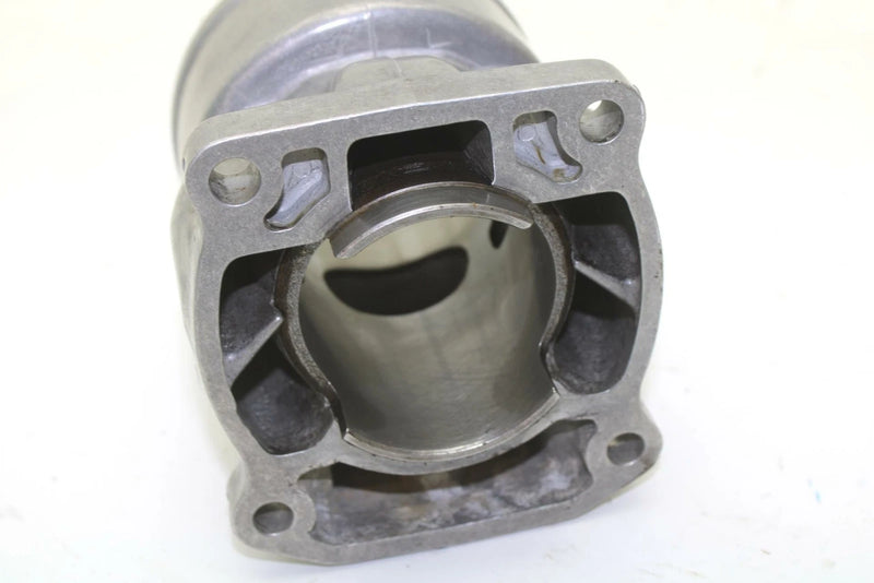 92 Polaris SL650 OEM Piston Block Cylinder 3240053 JP0 