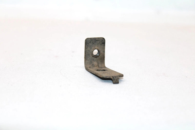 2005 Polaris Trail Boss 330 Oem Rear Fender Mount 5245898-067 AP131