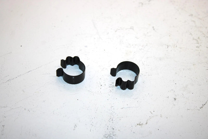 90 Polaris 650 Oem Clip Pair 7080278 Q2939