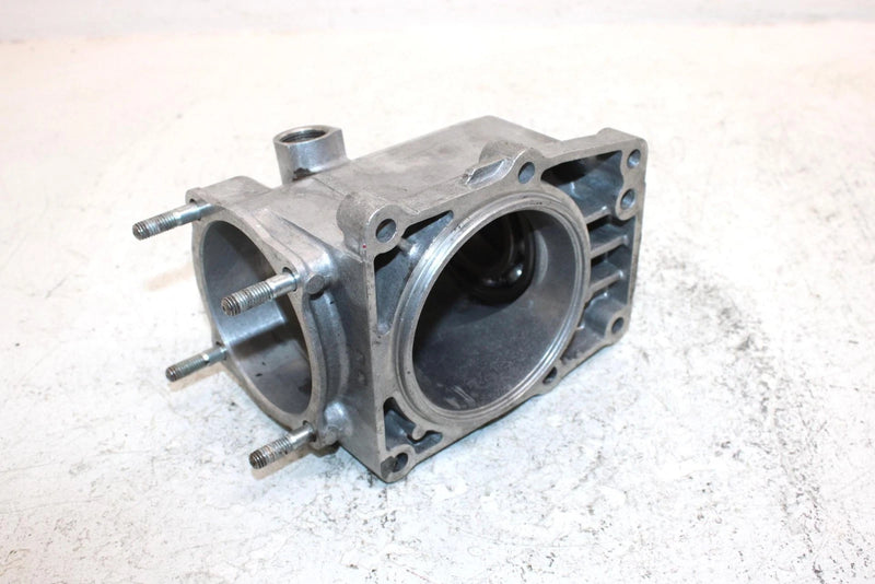 1999 Kawasaki Prarie 400 Oem Transmission Output Case 14055-1127 AK28