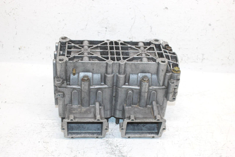 1998 Polaris 600 Xc Oem Engine Crankcase W/Studs 2201135 2202233 SP45
