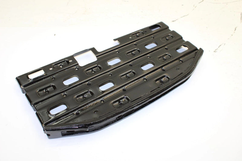 93 Polaris Trail Boss 350L 4x4 OEM Right Footwell 1040275 AP112