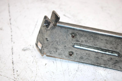 95 Polaris 500 Carb Oem RH Sidepanel Bracket 5240770 SP208