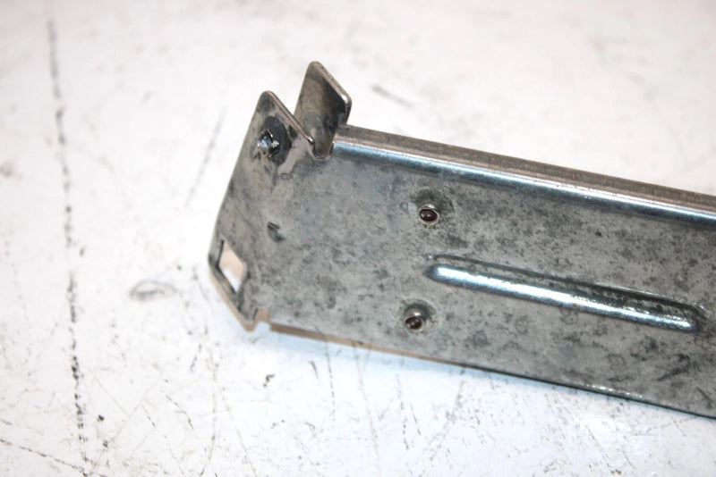 95 Polaris 500 Carb Oem RH Sidepanel Bracket 5240770 SP208