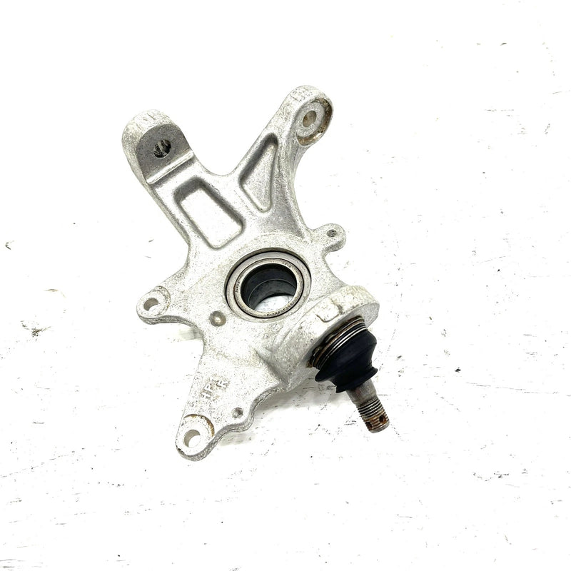 12 Yamaha Grizzly 550 YFM550 4x4 OEM Right Steering Knuckle 2GB-F3502-11-00 AY65