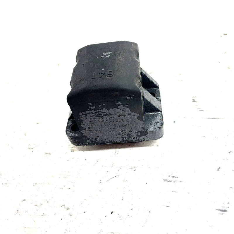 96-97 Yamaha WaveVenture 1100 OEM Engine Stopper Mount 64T-44532-00-00 JY14