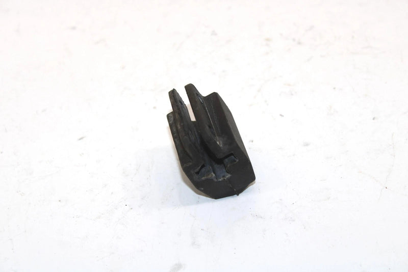 1988 Yamaha Bravo Oem Bump Stop 8K2-47457-00-00 SY72