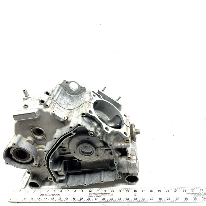 2007 Arctic Cat 700 4x4 Automatic EFI OEM Crankcase 3403-226 AA33