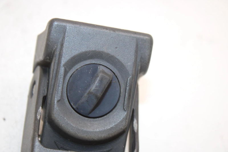 1990 Kawasaki 650 Ts Oem Hull Lock 27017-3706 JK10