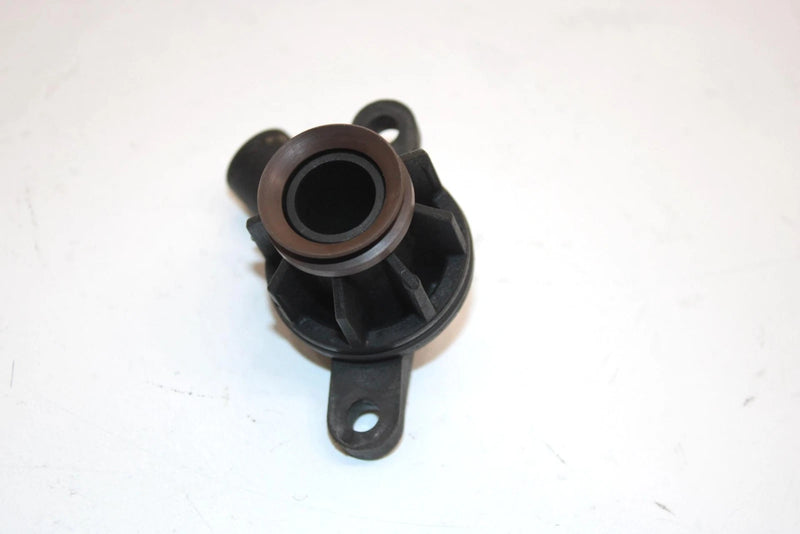 03 Bombardier Quest 650 Oem Camshaft Cover 711610270 AB1