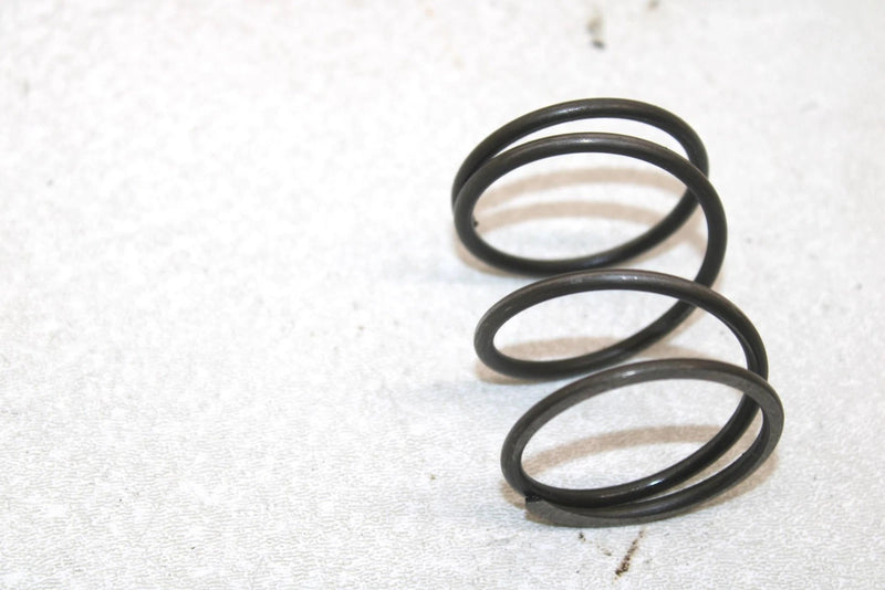 95 Polaris Trail Deluxe Oem Chain Case Spring 7041309 7041887 Q3619