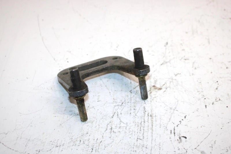 95 Polaris Sportsman 4x4 Oem Front Caliper Mount 1910056 1910513 AP70