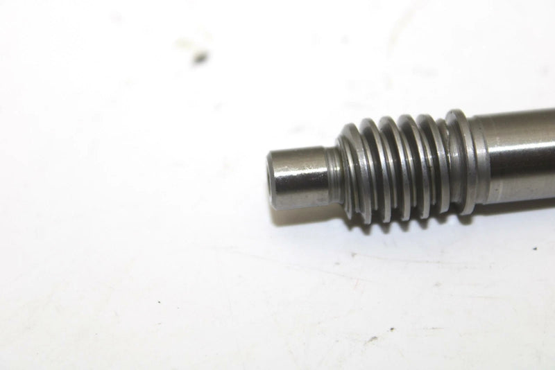 89 Yamaha Inviter OEM Oil Pump Worm Shaft 83M-13175-00-00 SY56
