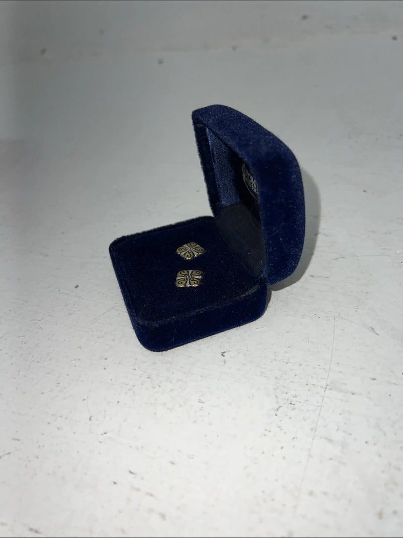 New Women’s Montana Silversmiths Gold Small Square Earrings. ER355 A-12