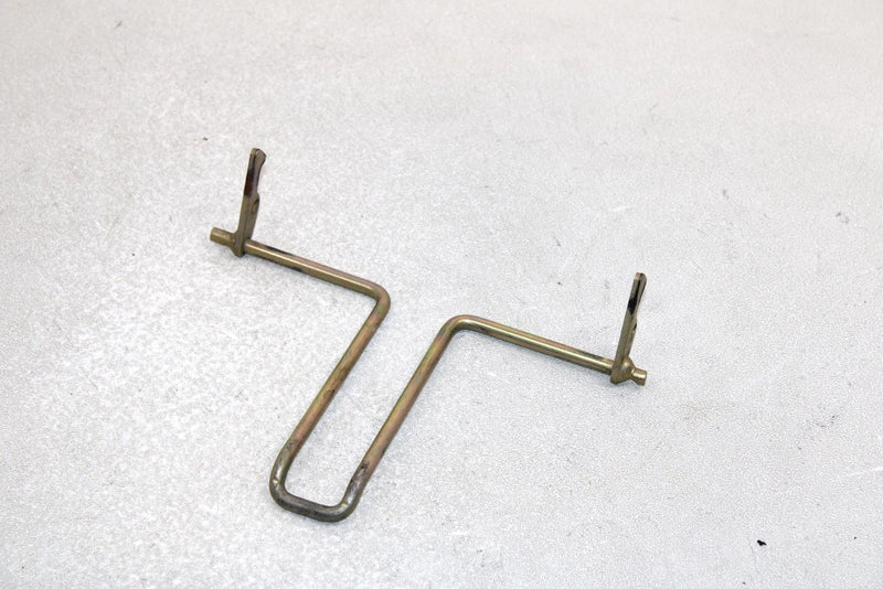 97 Polaris Xplorer 400l Oem Seat Latch 1040387 Q2813