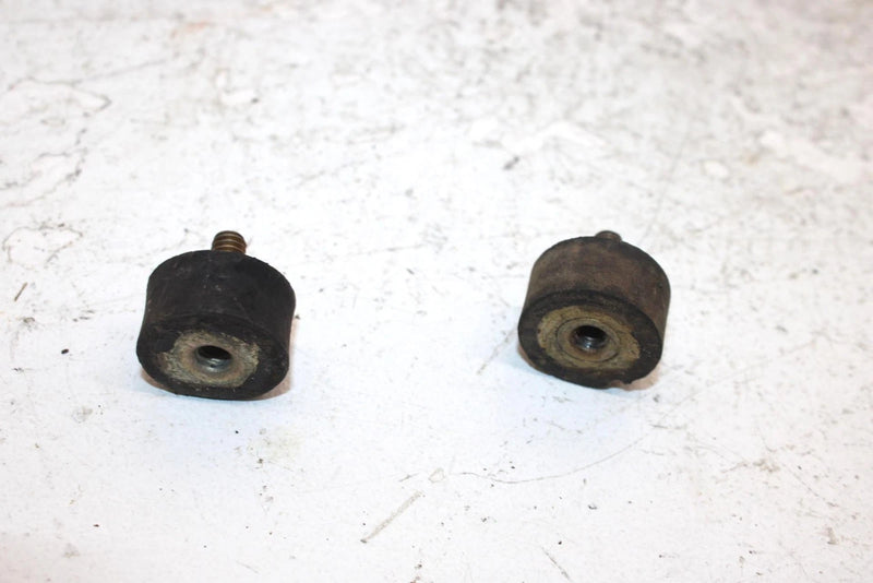 2003 Polaris Magnum 330 Oem Oil Cooler Rubber Mount Set 5411548 AP158