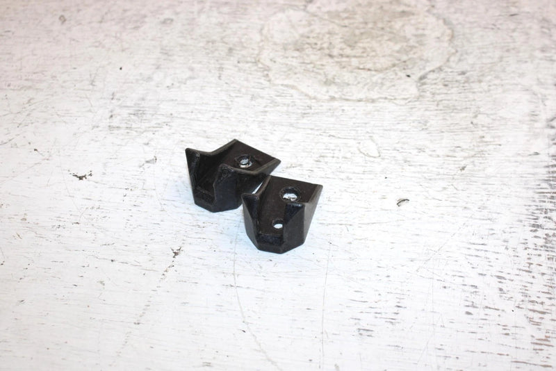 1995 Arctic Cat Z 440 Oem Hood Latch Cup Pair 0115-307 SA13