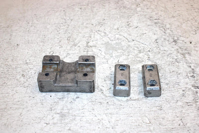 1998 Arctic Cat Zl 500 Oem Handlebar Clamp 0605-305 0605-304 SA16