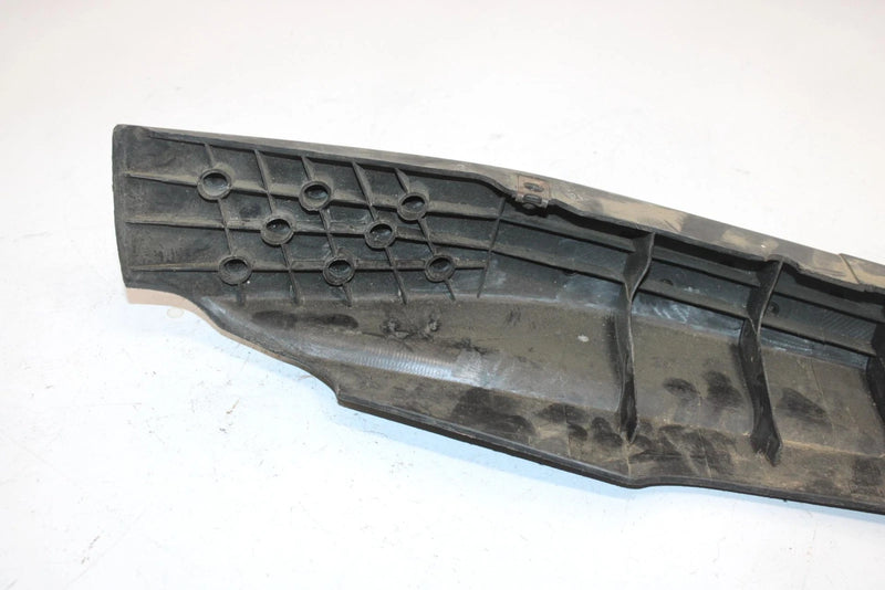 02 Yamaha Mountain Max 700 Oem Right Rear Bumper Cover 8ED-77543-11-00 SY102