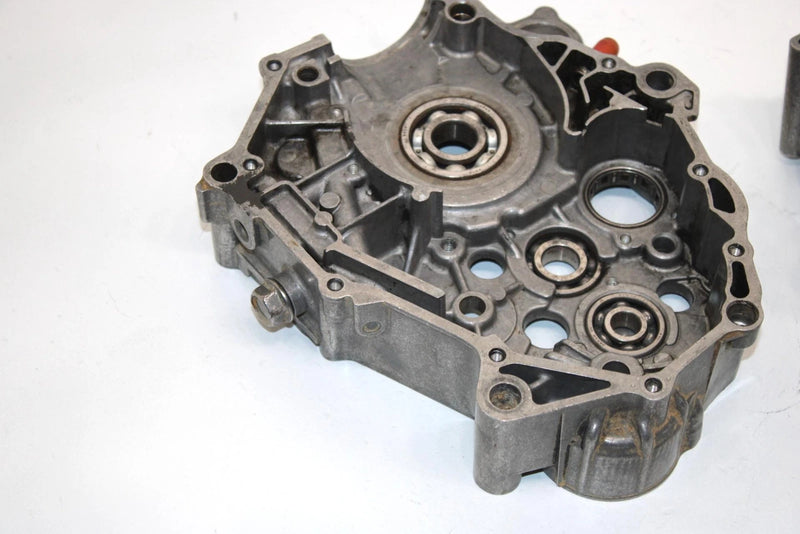 87 Yamaha  Champ 100 Yfm100t Oem Crankcase 2HX-15100-00-00 AY11
