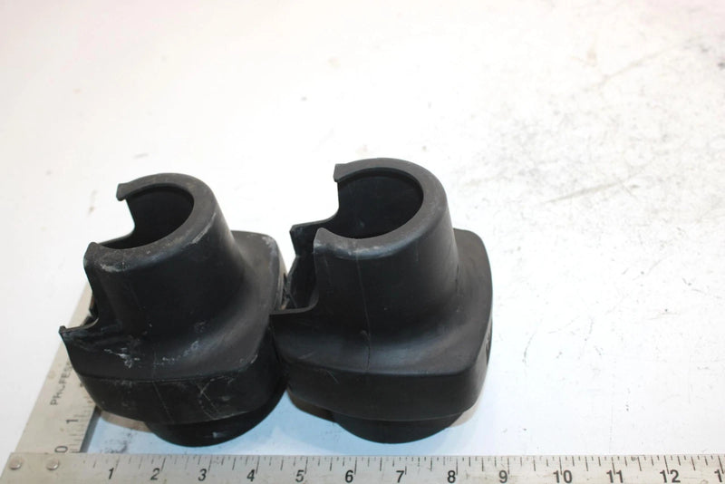 94 Yamaha Vmax 600 Oem Strut Protector Pair 82M-77551-00-00 SY2