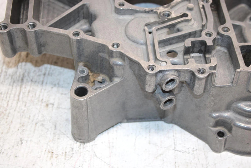 00 Kawasaki Bayou 300 4x4 Oem Crankcase Half 14001-5325 AK20