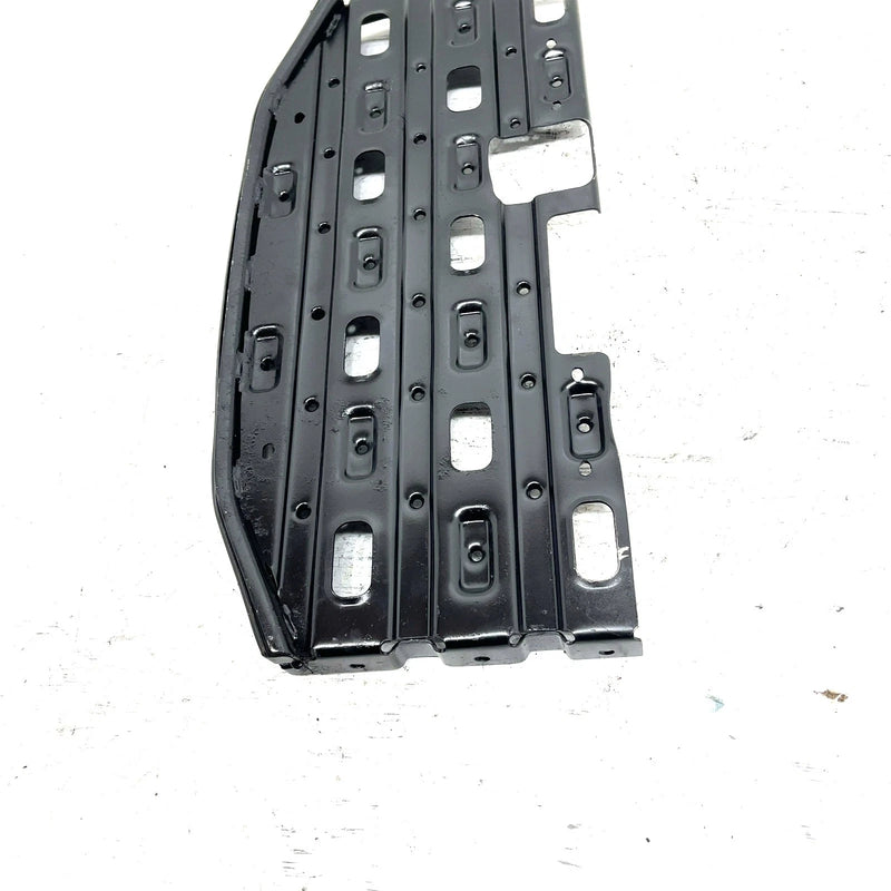 95-98 Polaris Magnum 425 4X4 OEM Right Footrest 1040351-067 AP232