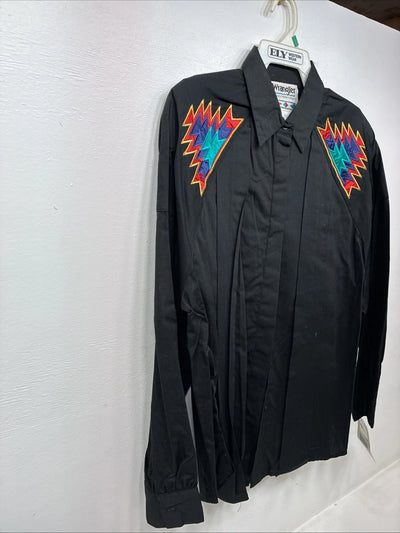 New Women’s Wrangler Black Designed Long Sleeve Button Up Large MM-124