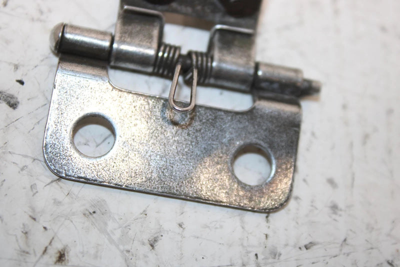 88 Yamaha Excel Iii Oem Storage Box Hinge 8K4-77470-00-00 SY12