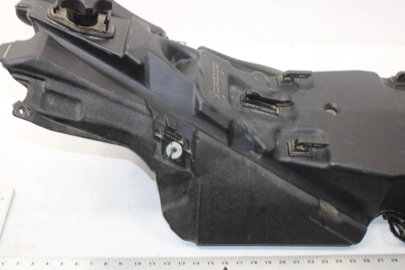 2017 Ski-doo Grand Touring 900 Oem Fuel Tank 513033667 SS65