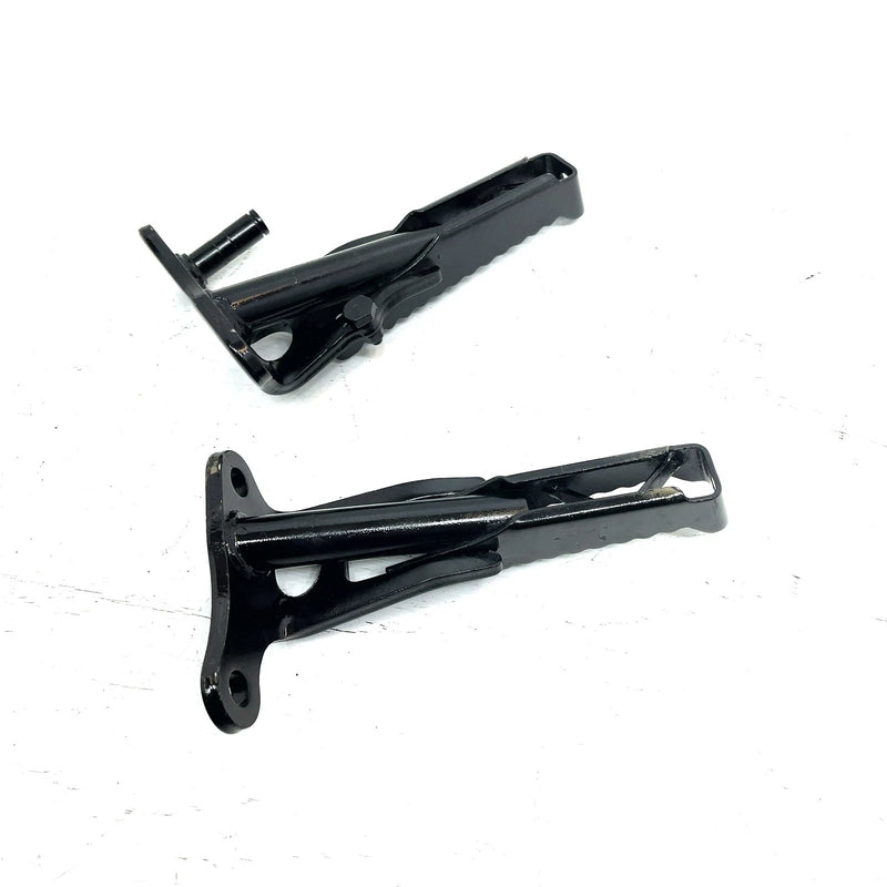 85-89 Yamaha Moto 4 OEM Foot Peg Set 29U-27411-11-00 AY66