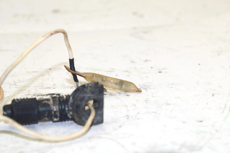 1993 Arctic Cat Tigershark Oem Fuse Holder 3008-180 JA8