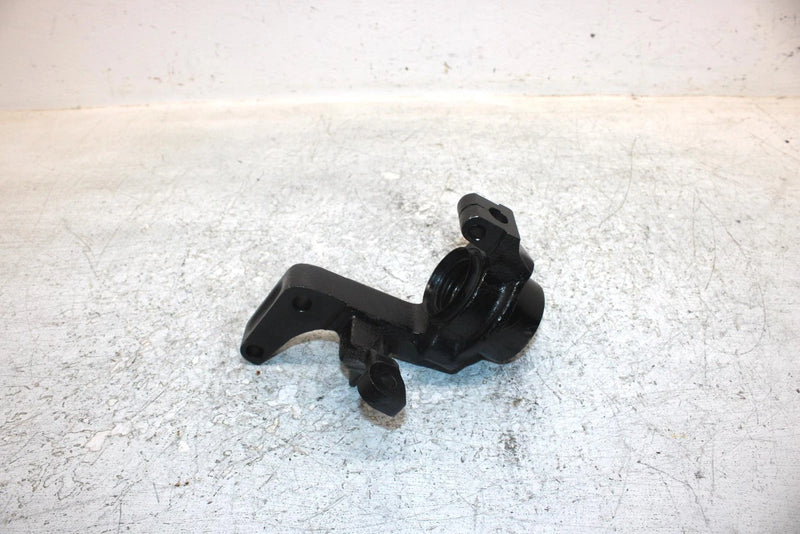 1994 Yamaha  Timberwolf 4wd Oem Left Steering Knuckle 4KD-23501-01-00 AY25