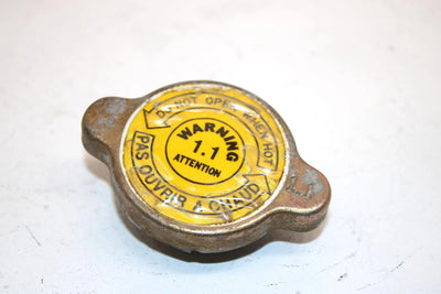 03 Bombardier Quest 650 Oem Radiator Cap 709200033 709200207 AB1