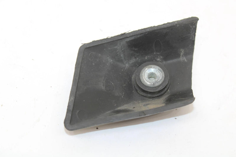 1988 Yamaha Srv Oem Left Bumper End 8N8-77523-00-00 SY62