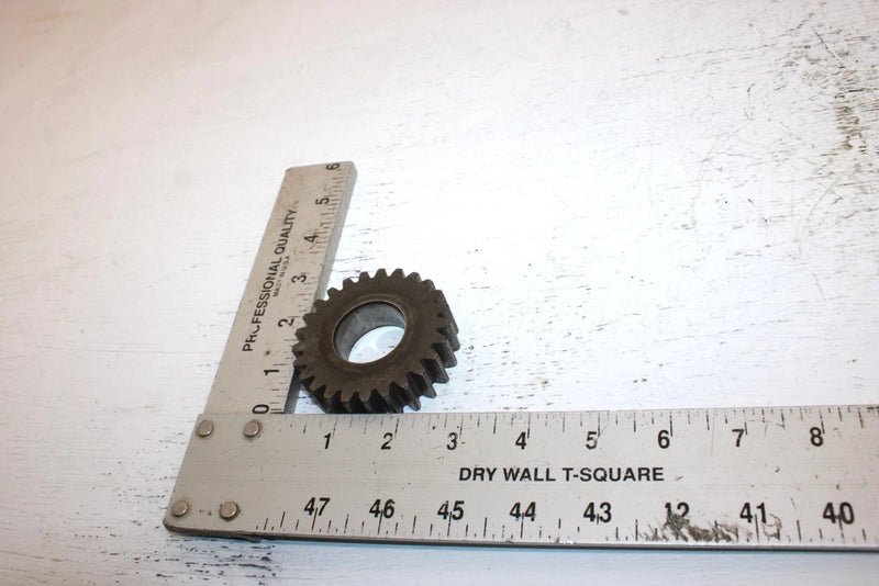 1998 Yamaha  Grizzly Oem 33T Middle Drive Gear 4WV-17582-00-00 AY49